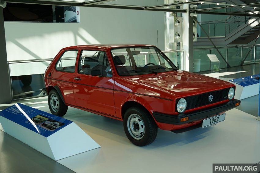 Visiting Autostadt – the city of the Volkswagen Group 830466