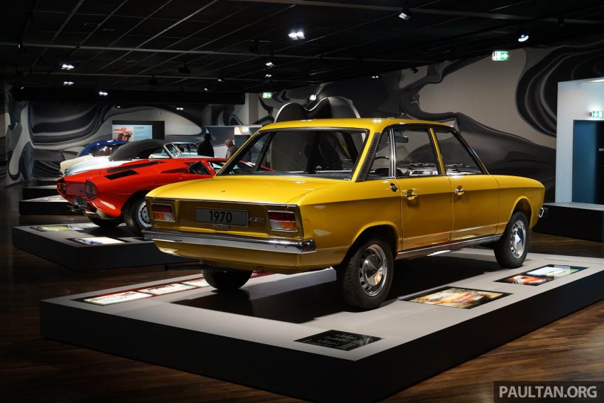 Visiting Autostadt – the city of the Volkswagen Group 830472