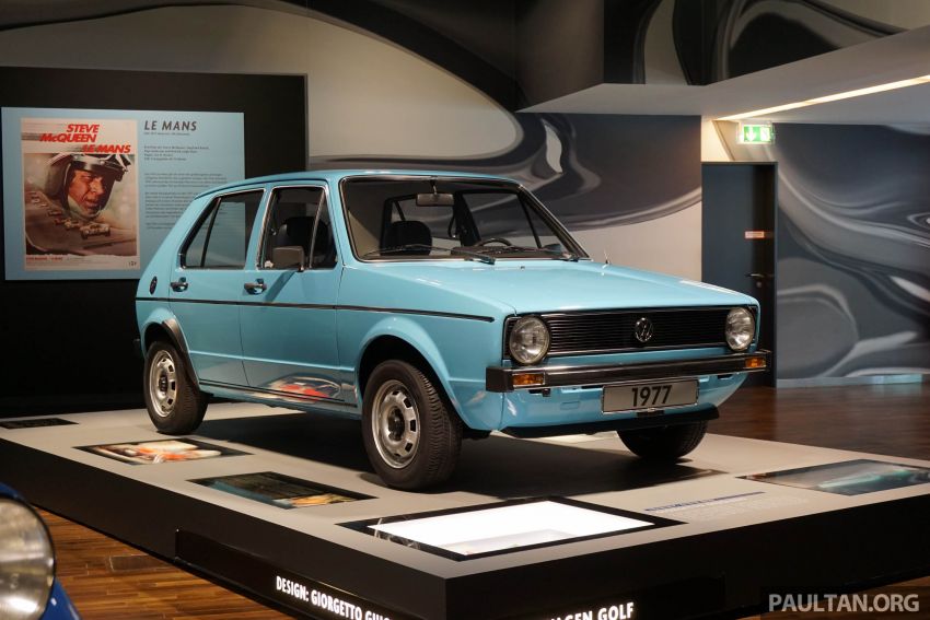 Visiting Autostadt – the city of the Volkswagen Group 830484