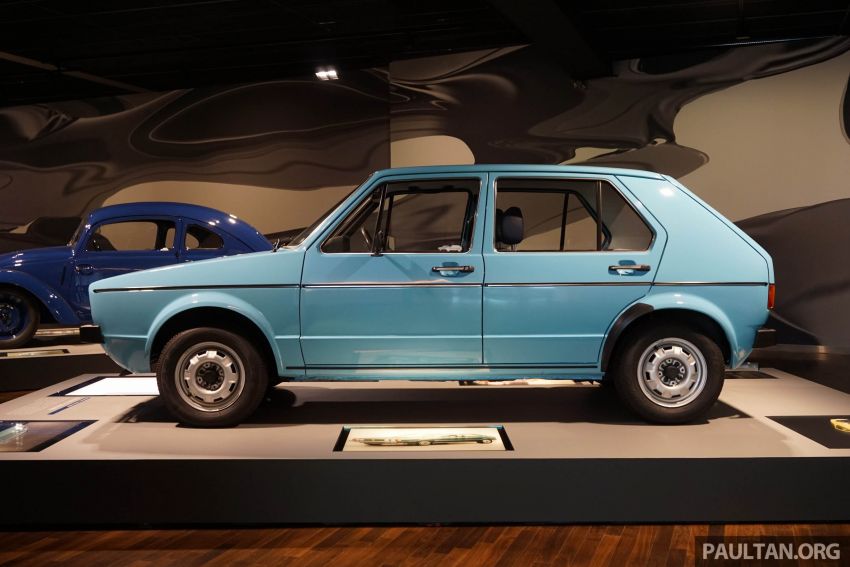Visiting Autostadt – the city of the Volkswagen Group 830487