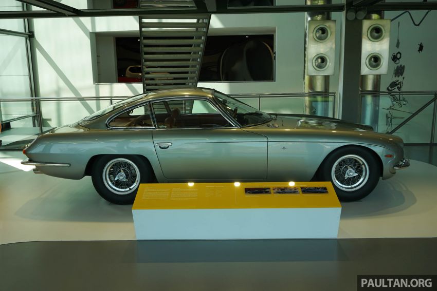 Visiting Autostadt – the city of the Volkswagen Group 830440