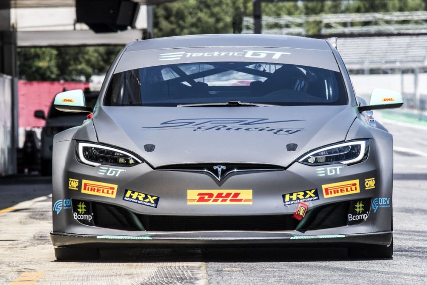Tesla Model S P100DL debuts in Barcelona – first Electric Production Car Series race in November 832914