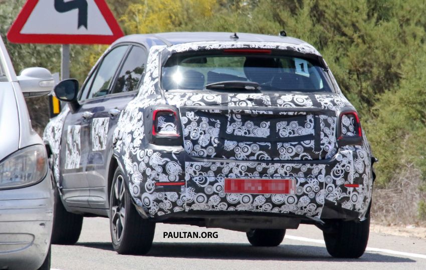 SPYSHOTS: 2019 Fiat 500X facelift seen road-testing 822865