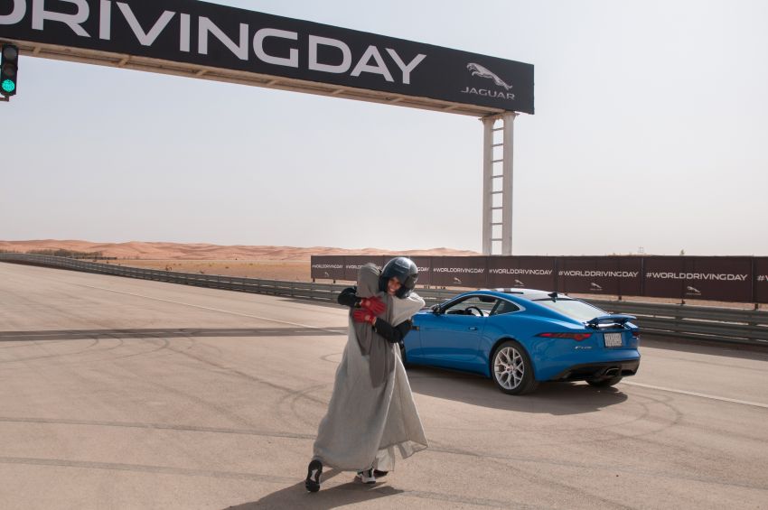VIDEO: Jaguar celebrates Saudi female driving ban lift 831184