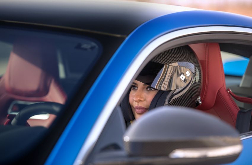 VIDEO: Jaguar celebrates Saudi female driving ban lift 831173