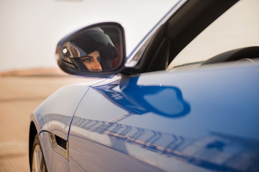 VIDEO: Jaguar celebrates Saudi female driving ban lift 831176