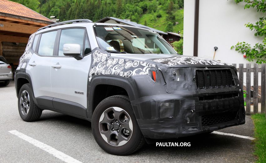 SPYSHOTS: Jeep Renegade facelift spotted testing 823091