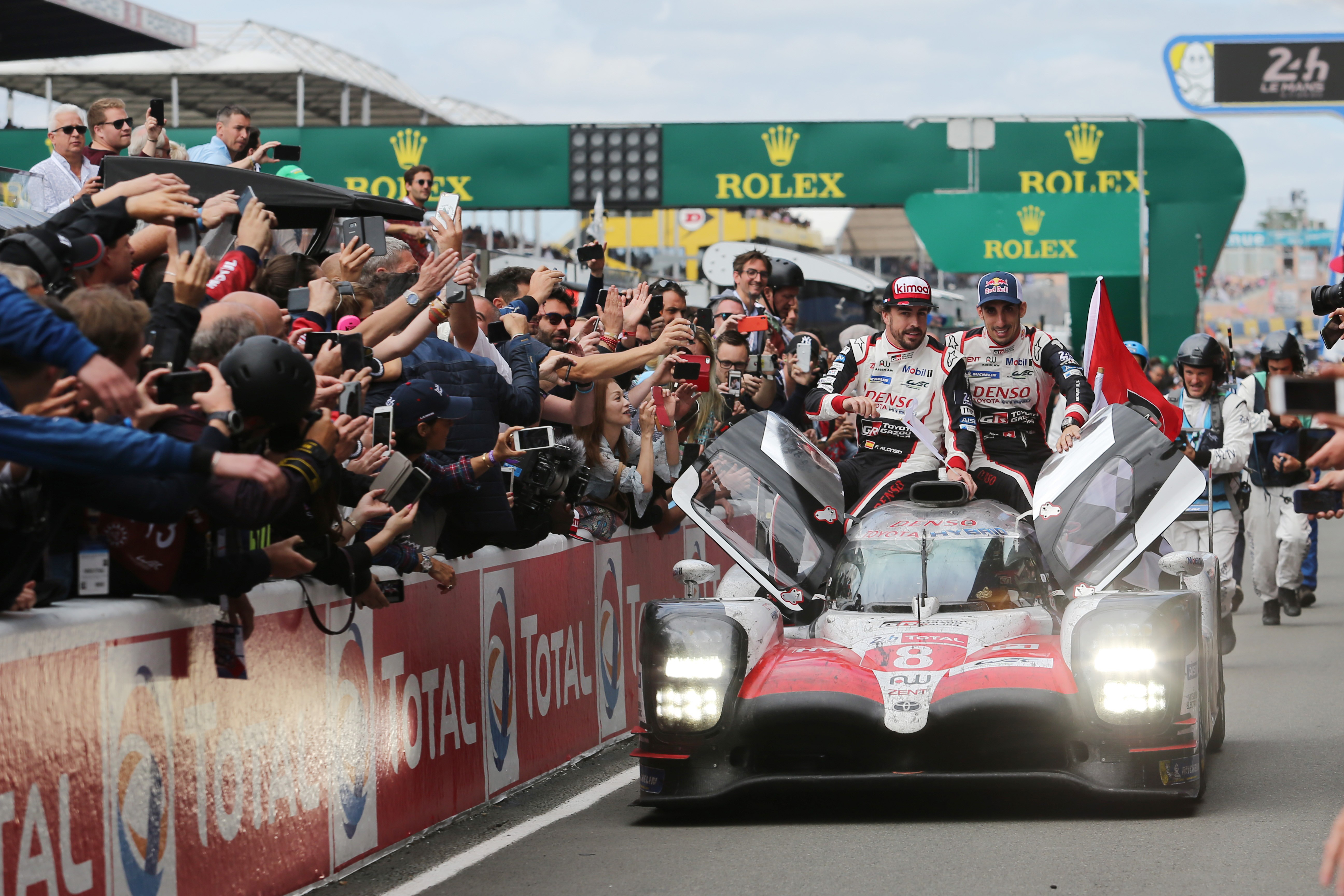 her farvning tidsplan Le Mans 2018 – Toyota finally wins, M'sian team 10th - paultan.org
