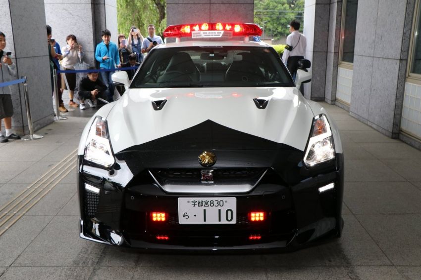 Nissan GT-R is the keisatsu’s latest patrol car in Japan 827938