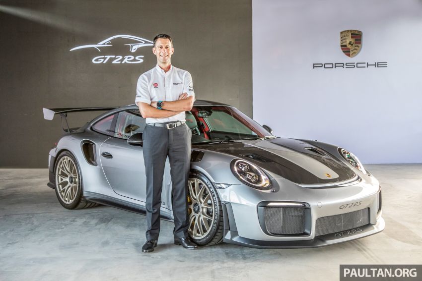 Porsche 911 GT2 RS – 700 hp, RWD, from RM2.9 mil 833133