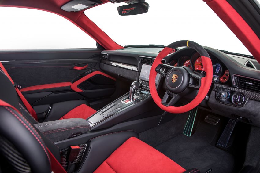 Porsche 911 GT2 RS – 700 hp, RWD, from RM2.9 mil 833163