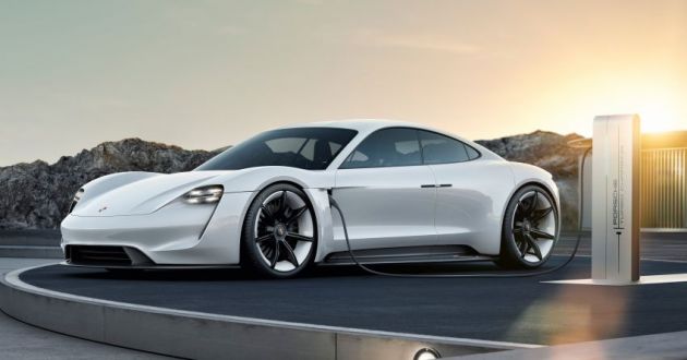 Taycan nama kereta sports elektrik penuh Porsche