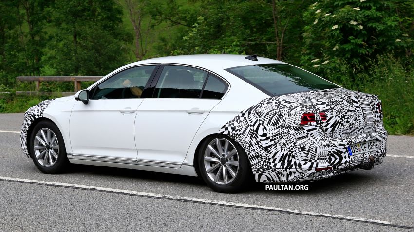 SPIED: Volkswagen Passat facelift to get Arteon look? 827184