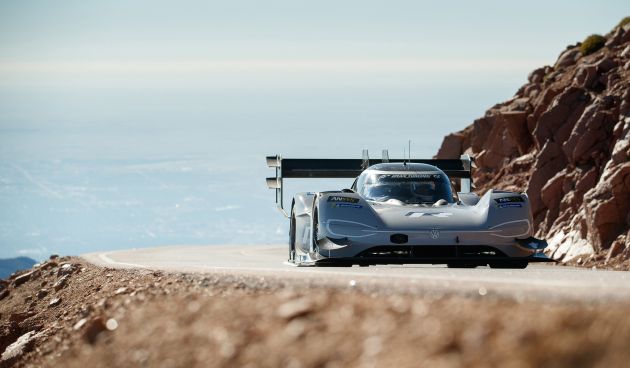 Volkswagen I.D. R takes all-time Pikes Peak record