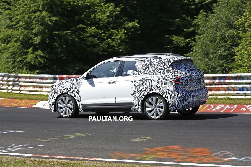 SPYSHOTS: Volkswagen T-Cross testing at the ‘Ring 832095