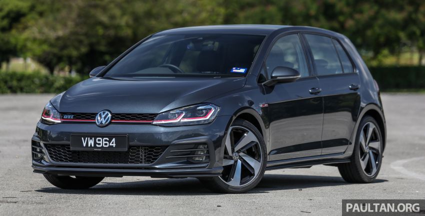 FIRST DRIVE: 2018 Volkswagen Golf GTI and R Mk7.5 826946