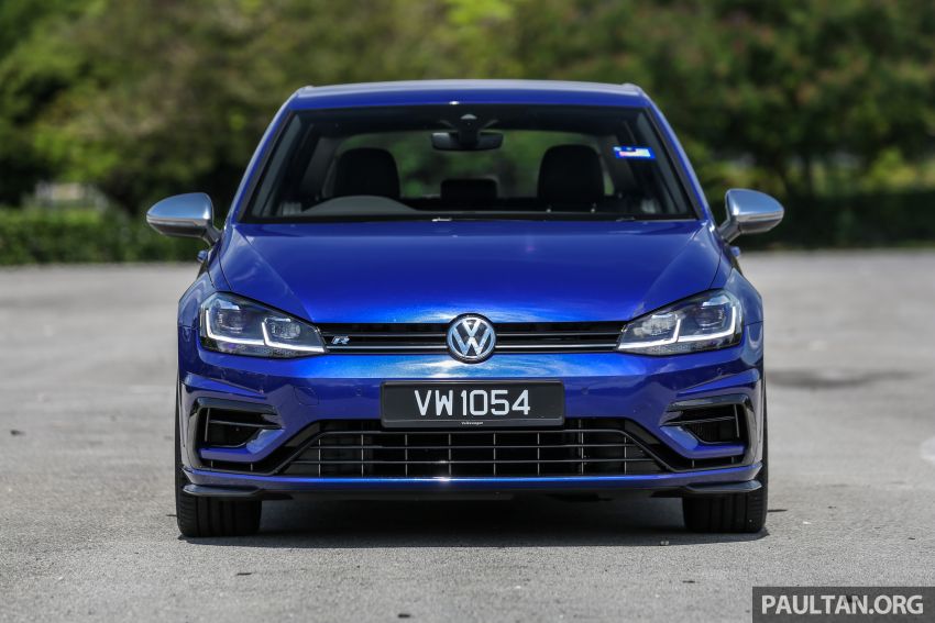 FIRST DRIVE: 2018 Volkswagen Golf GTI and R Mk7.5 826842