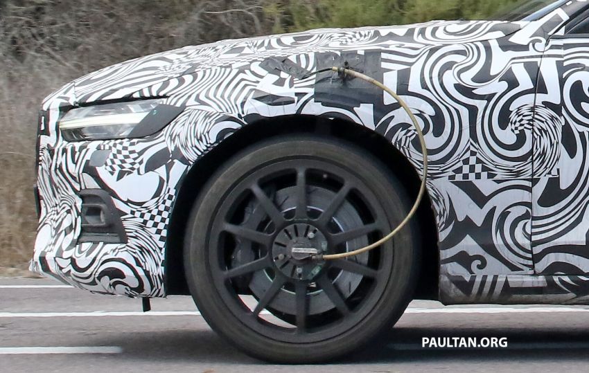 SPYSHOTS: 2019 Volvo V60 R seen for the first time? 827117