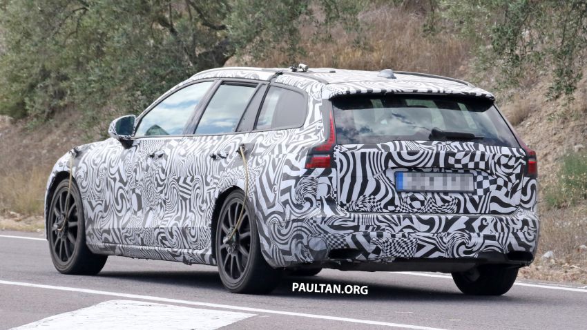 SPYSHOTS: 2019 Volvo V60 R seen for the first time? 827120