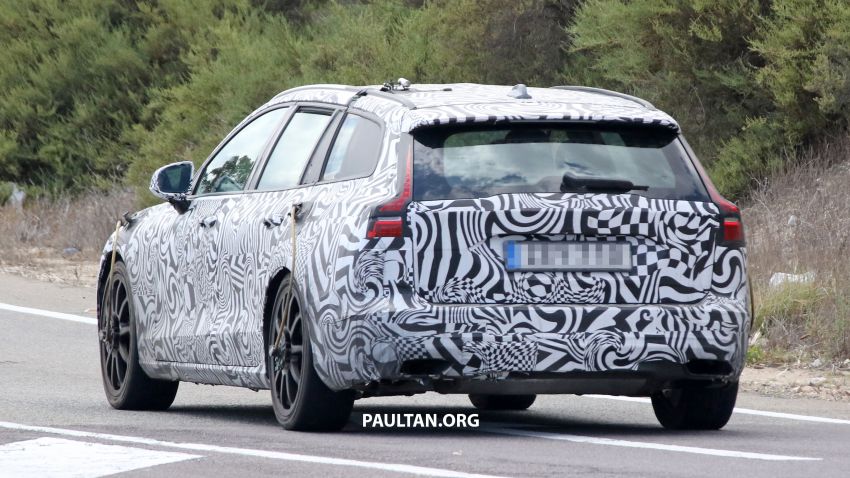 SPYSHOTS: 2019 Volvo V60 R seen for the first time? 827121