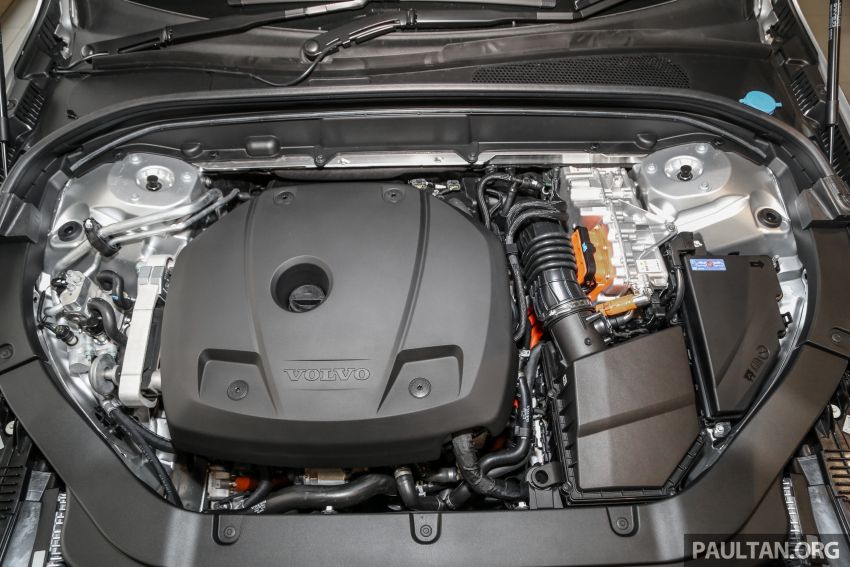 GALERI: Volvo XC60 T5 Momentum, T8 Inscription versi pemasangan tempatan – CKD bermula RM282k 831130