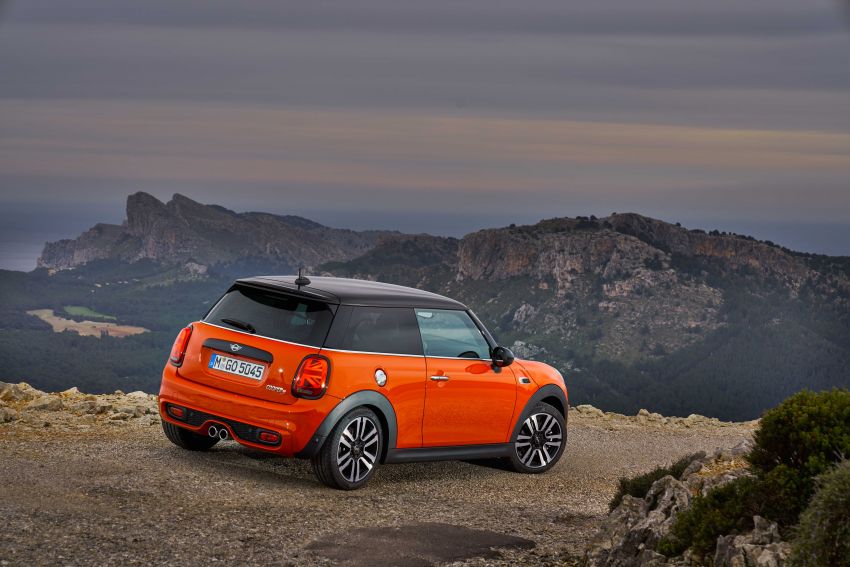 DRIVEN: 2018 MINI 3 Door Cooper S facelift in Spain 837896