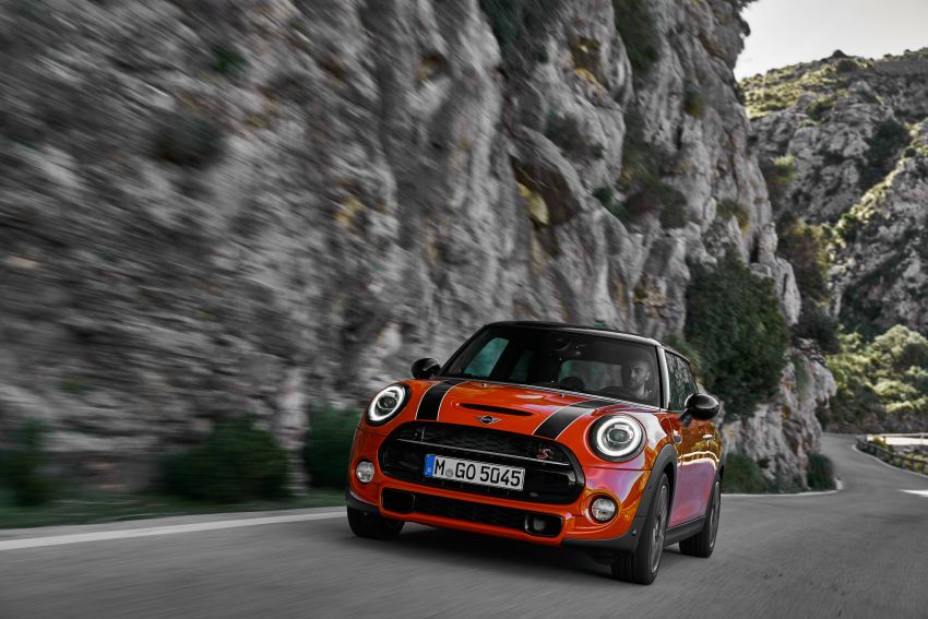 DRIVEN: 2018 MINI 3 Door Cooper S facelift in Spain 837864