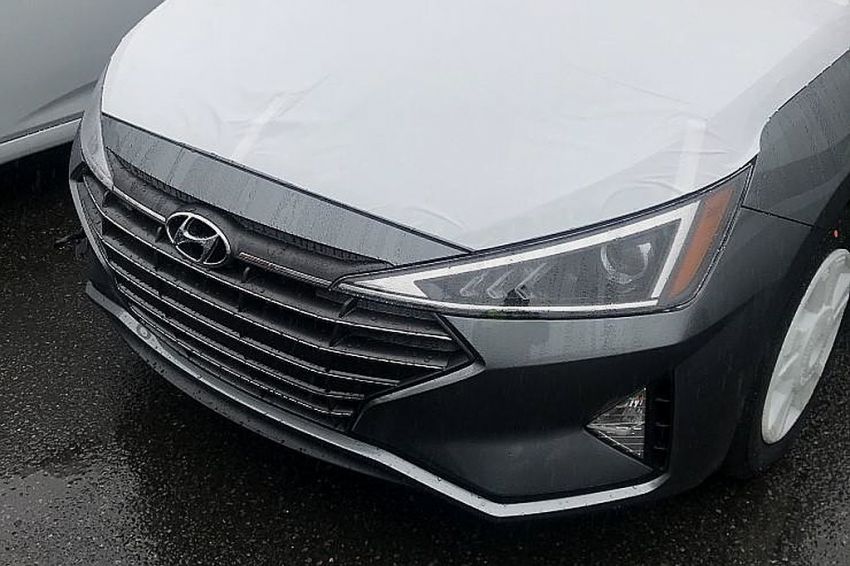 2019 Hyundai Elantra facelift spotted for the first time 836406