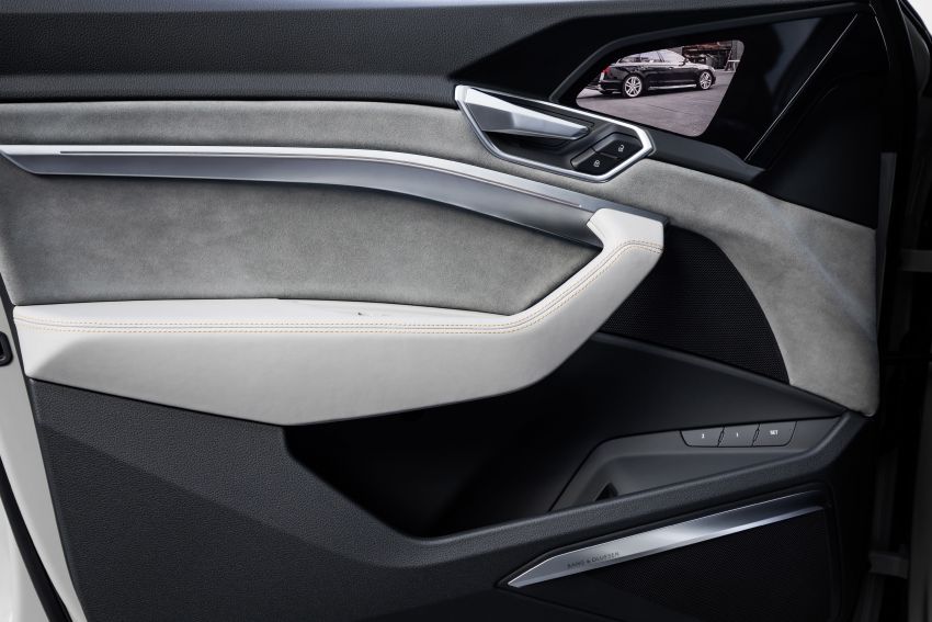 Audi e-tron – bahagian dalam disiar, cermin sisi digital 835065