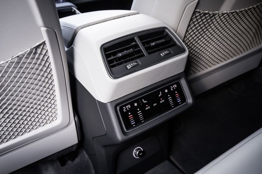 Audi e-tron – bahagian dalam disiar, cermin sisi digital 835070