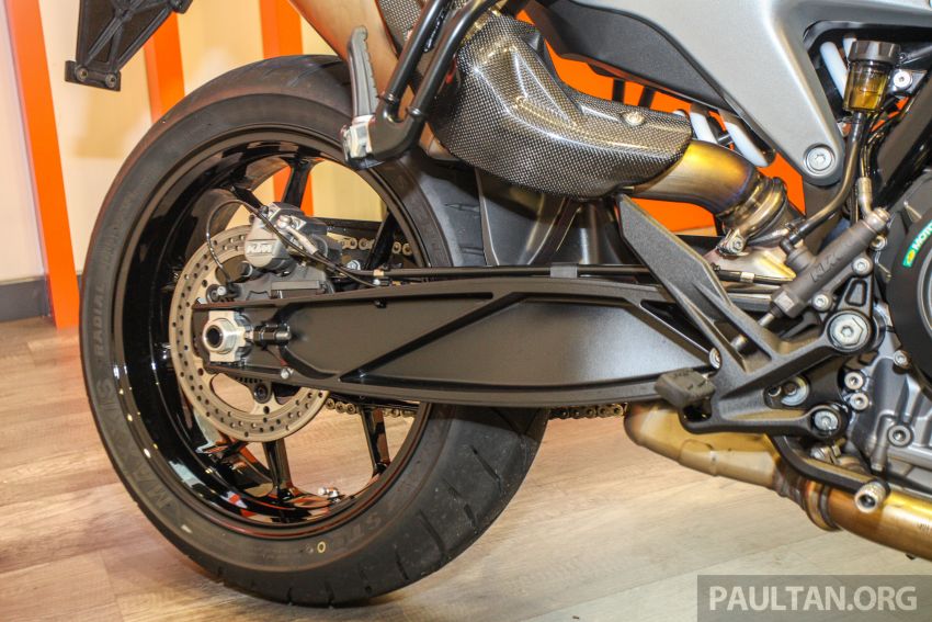 2018 KTM 790 Duke in M’sia – 799 cc, 105 hp, RM65k 834368