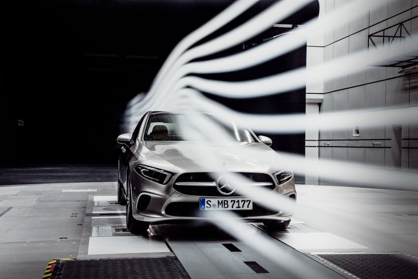 V177 Mercedes-Benz A-Class Sedan – market launch at end-2018, same wheelbase as hatchback, 0.22 Cd 841895