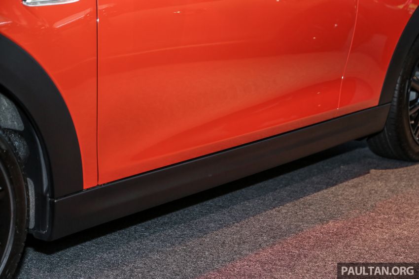 MINI Hatch <em>facelift</em> dilancarkan di Malaysia – Cooper S tiga/lima-pintu, JCW tiga-pintu, harga RM227k-283k Image #838597