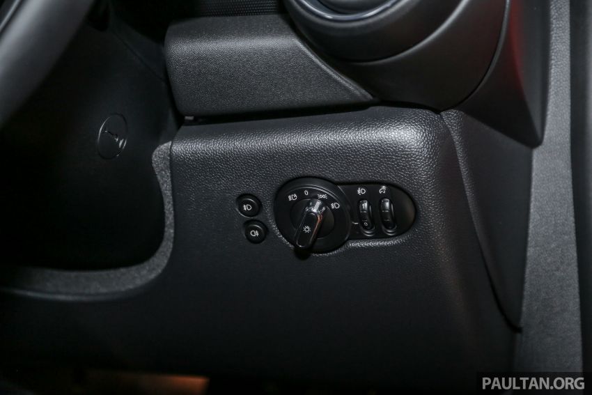 MINI Hatch <em>facelift</em> dilancarkan di Malaysia – Cooper S tiga/lima-pintu, JCW tiga-pintu, harga RM227k-283k Image #838617