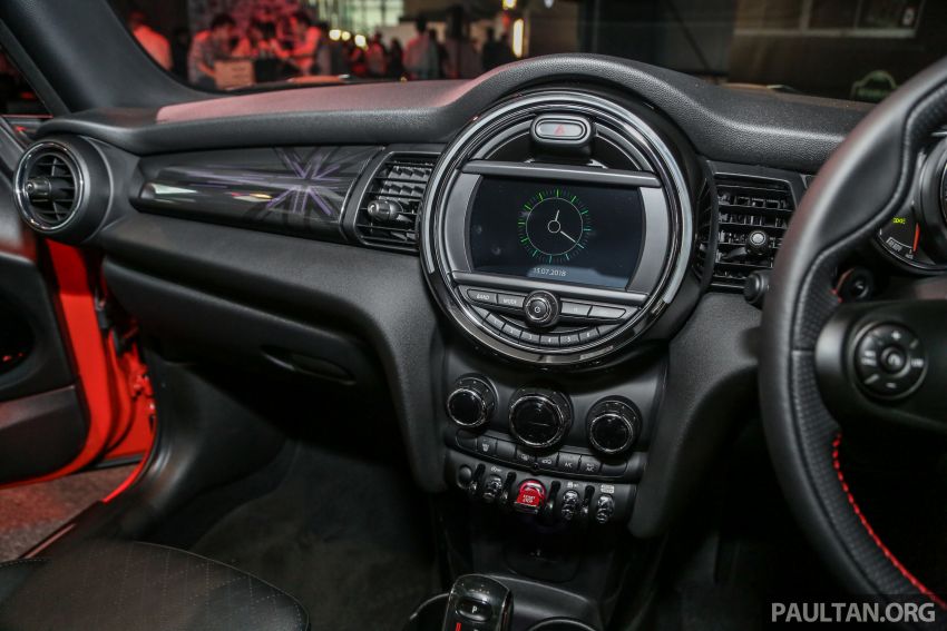 MINI Hatch <em>facelift</em> dilancarkan di Malaysia – Cooper S tiga/lima-pintu, JCW tiga-pintu, harga RM227k-283k Image #838611
