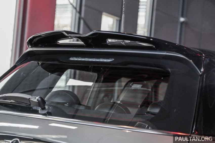 MINI Hatch <em>facelift</em> dilancarkan di Malaysia – Cooper S tiga/lima-pintu, JCW tiga-pintu, harga RM227k-283k 838645