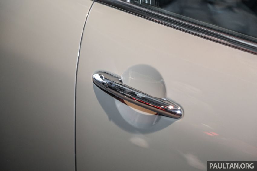 MINI Hatch <em>facelift</em> dilancarkan di Malaysia – Cooper S tiga/lima-pintu, JCW tiga-pintu, harga RM227k-283k Image #838649