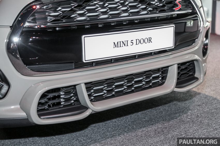 MINI Hatch <em>facelift</em> dilancarkan di Malaysia – Cooper S tiga/lima-pintu, JCW tiga-pintu, harga RM227k-283k Image #838639