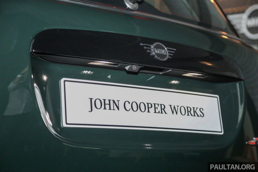 MINI Hatch <em>facelift</em> dilancarkan di Malaysia – Cooper S tiga/lima-pintu, JCW tiga-pintu, harga RM227k-283k Image #838759