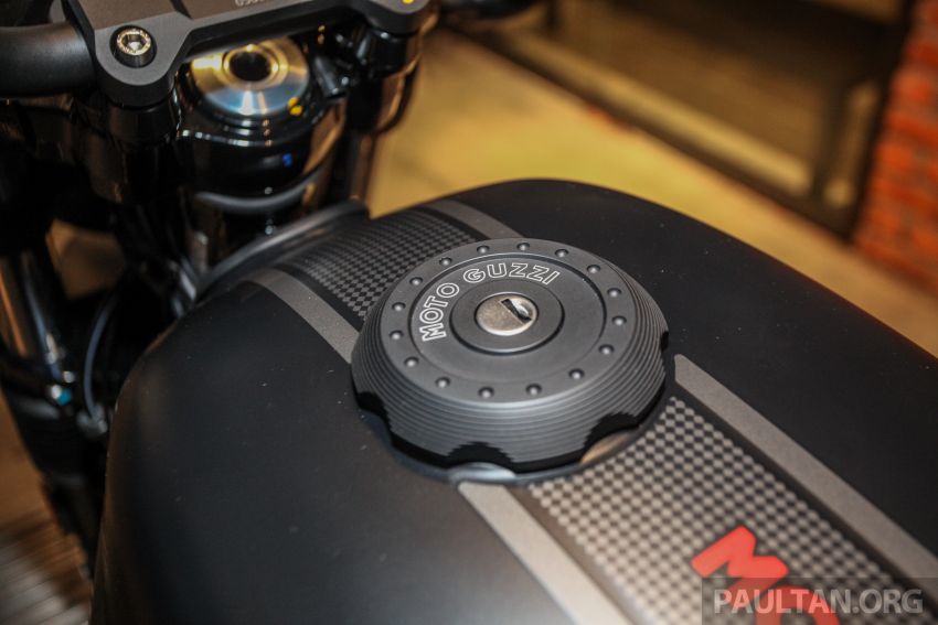 Moto Guzzi V7 III Carbon tiba di Malaysia – RM74,900 839002