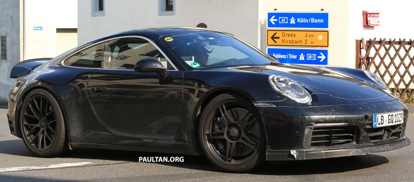 SPYSHOTS: 992-gen Porsche 911 GTS hits the road 844176