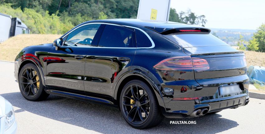 SPIED: Porsche Cayenne Coupe seen testing again 837036