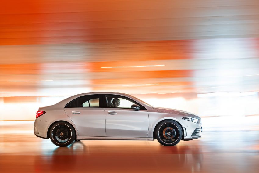 Mercedes-Benz A-Class Sedan V177 akhirnya muncul 843416