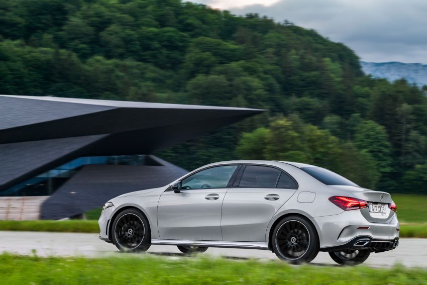 Mercedes-Benz A-Class Sedan V177 akhirnya muncul 843428