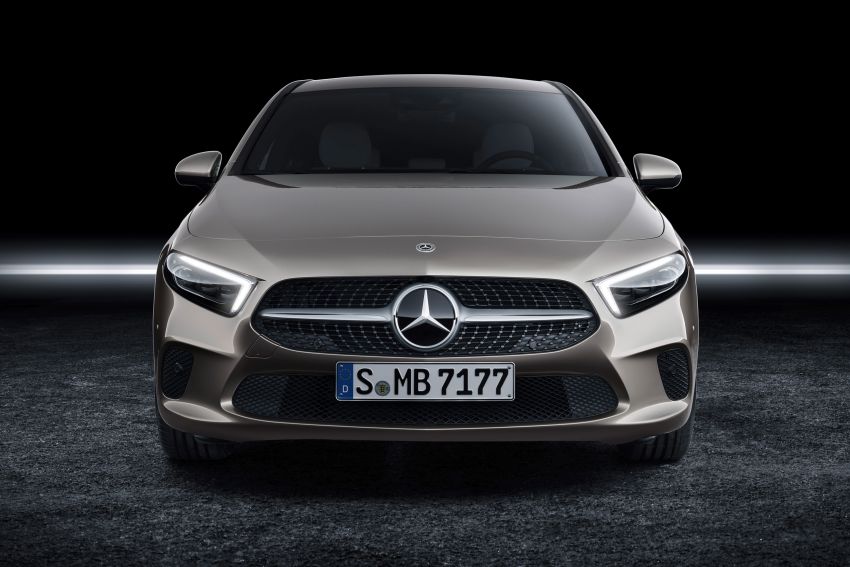 Mercedes-Benz A-Class Sedan V177 akhirnya muncul 843397