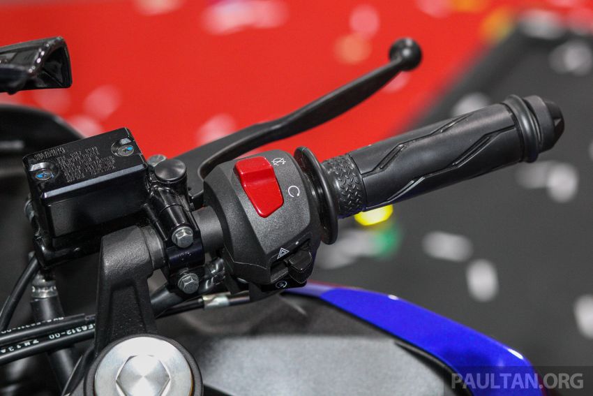 Yamaha YZF-R15 dilancarkan di Malaysia – RM11,988 844398