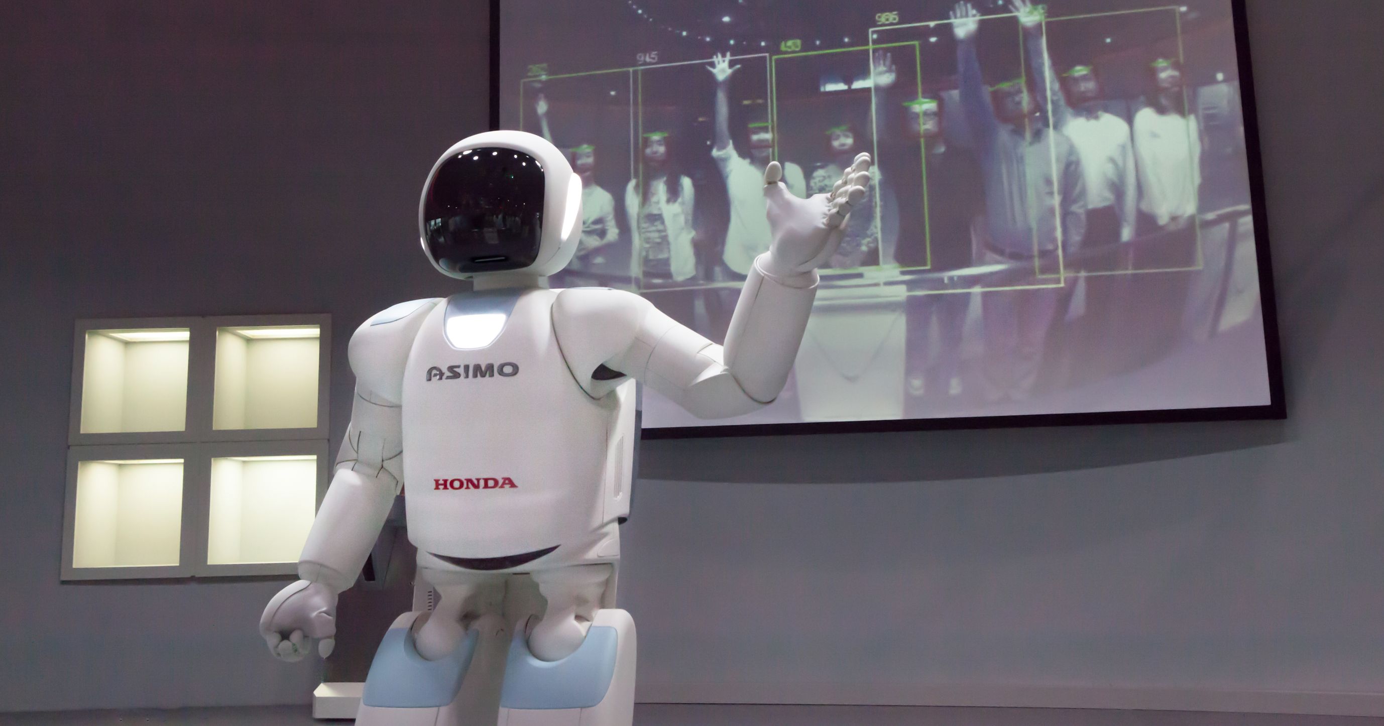 Honda halts Asimo development, tech finds other uses