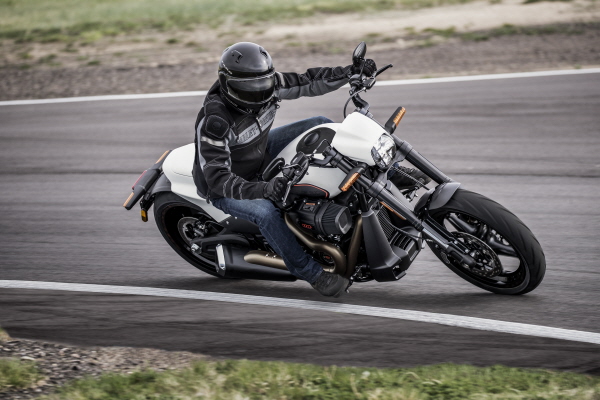2019 Harley-Davidson FXDR 114 launched – RM87,964 853377