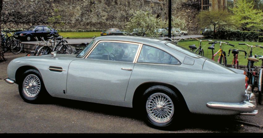 Aston Martin akan keluarkan semula 25 unit DB5 seperti dalam filem James Bond – harga RM14.45 juta 853110