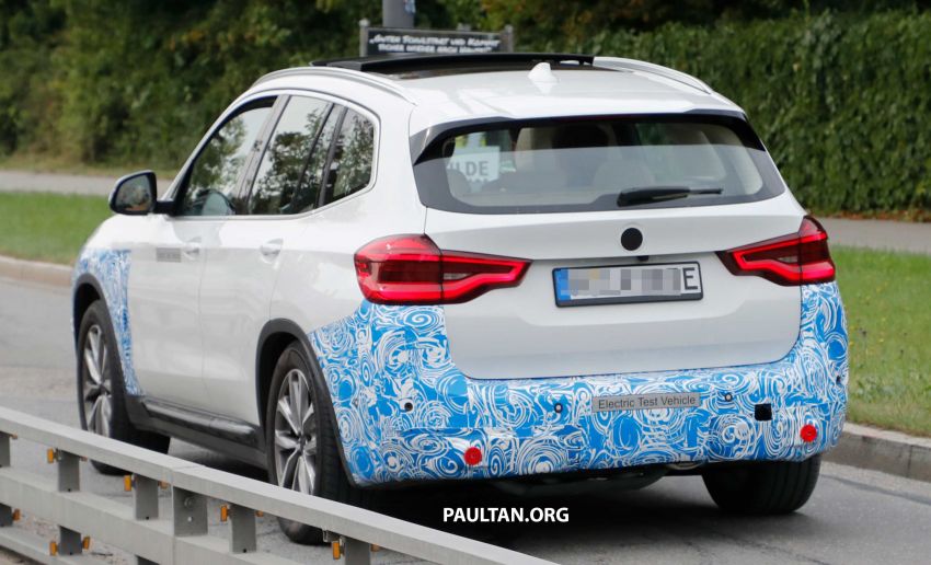 SPYSHOTS: BMW iX3 spotted road-testing again 856649